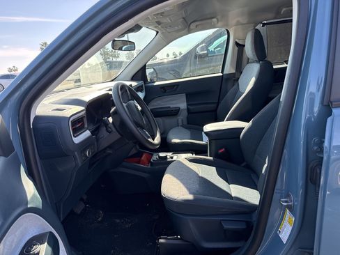 Used 2022 Ford Maverick XLT image 5