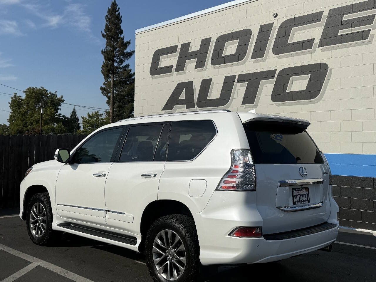Used 2017 Lexus GX 460 Luxury AWD/4WD image 32