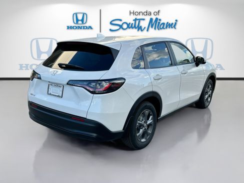 New 2026 Honda HR-V LX image 6