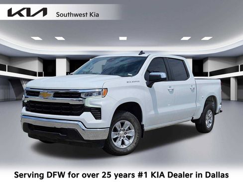 Used 2025 Chevrolet Silverado 1500 LT RWD image 1