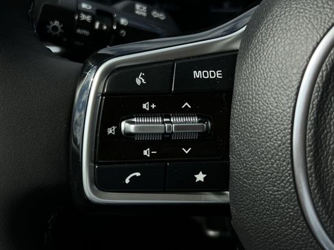 New 2026 Kia Carnival SX Prestige FWD image 29