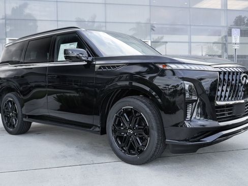 New 2026 INFINITI QX80 4WD image 3