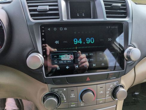 Used 2010 Toyota Highlander 4WD image 20