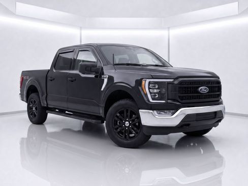 Used 2021 Ford F150 XLT AWD/4WD image 1