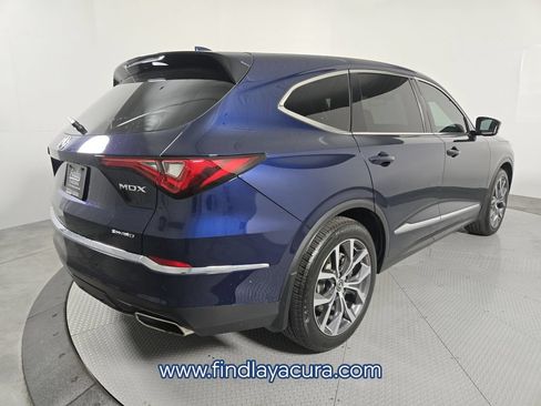 Used 2024 Acura MDX SH-AWD w/ Technology Package image 8