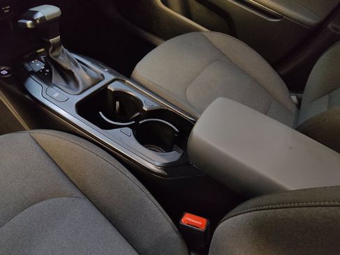 Used 2025 Kia K4 LXS image 26