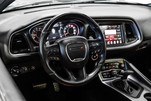 Used 2015 Dodge Challenger R/T Plus RWD image 18
