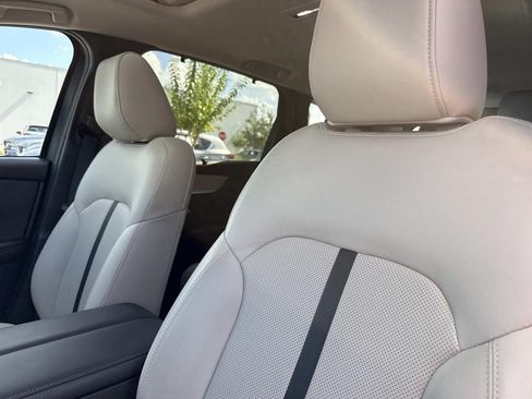 Certified 2024 MAZDA CX-90 Plug-In Hybrid w/ Preferred AWD/4WD image 30
