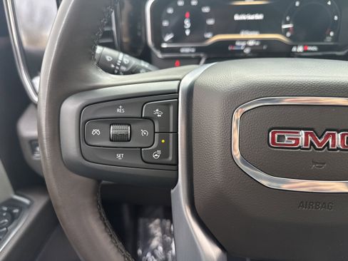 Used 2025 GMC Sierra 1500 SLT image 24