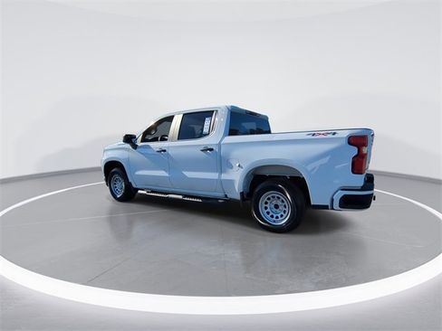 Used 2022 Chevrolet Silverado 1500 Custom image 6