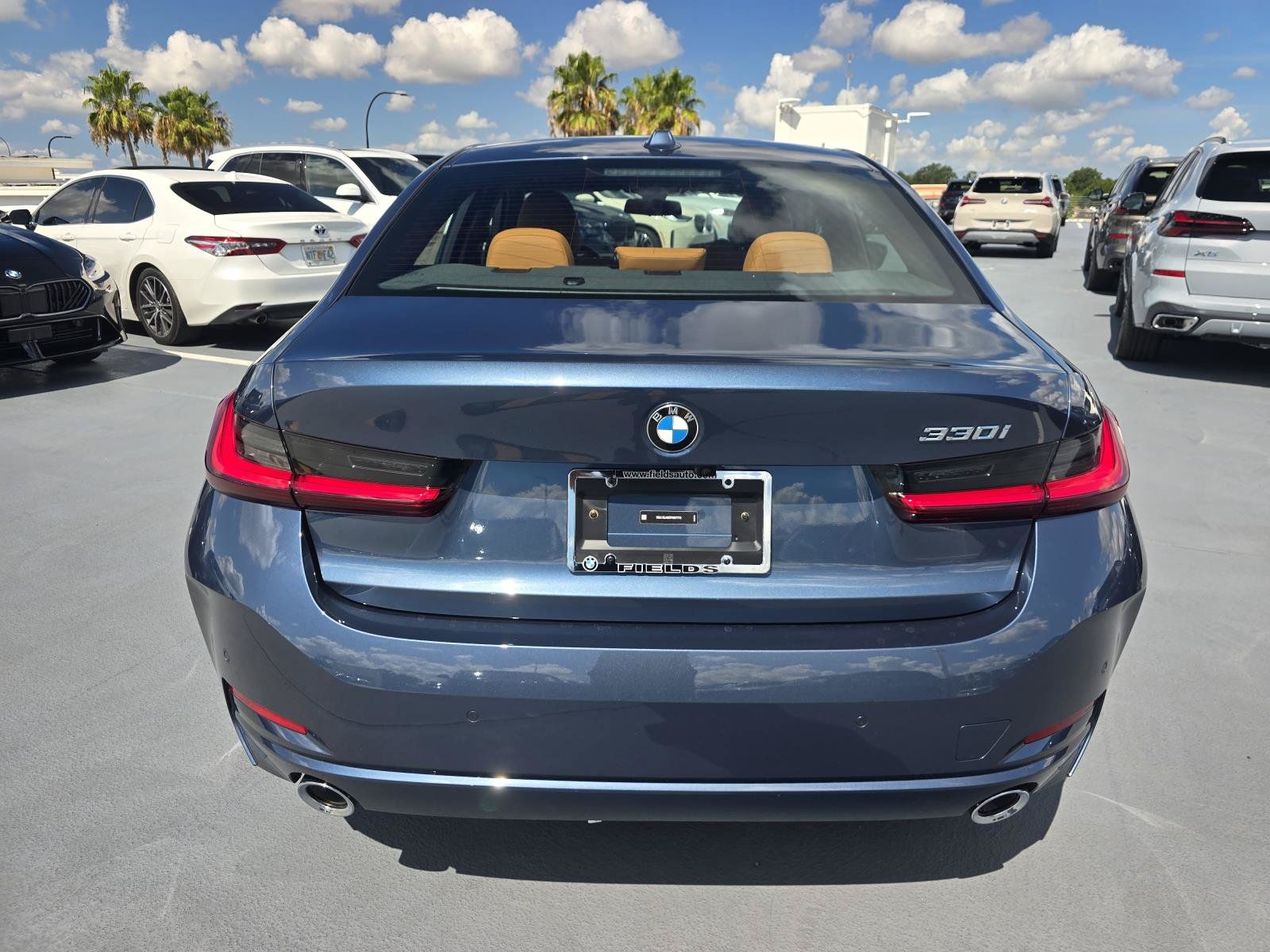 New 2026 BMW 330i Sedan w/ Convenience Package RWD image 4
