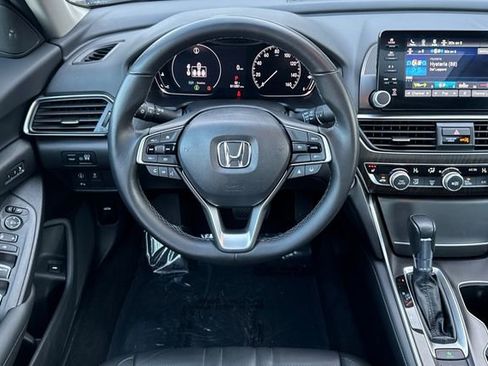 Used 2022 Honda Accord EX-L image 16
