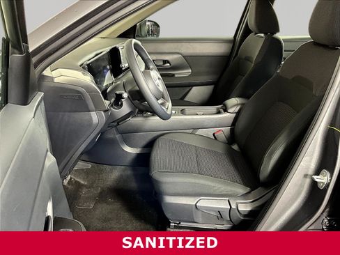 Used 2025 Nissan Kicks S FWD image 18