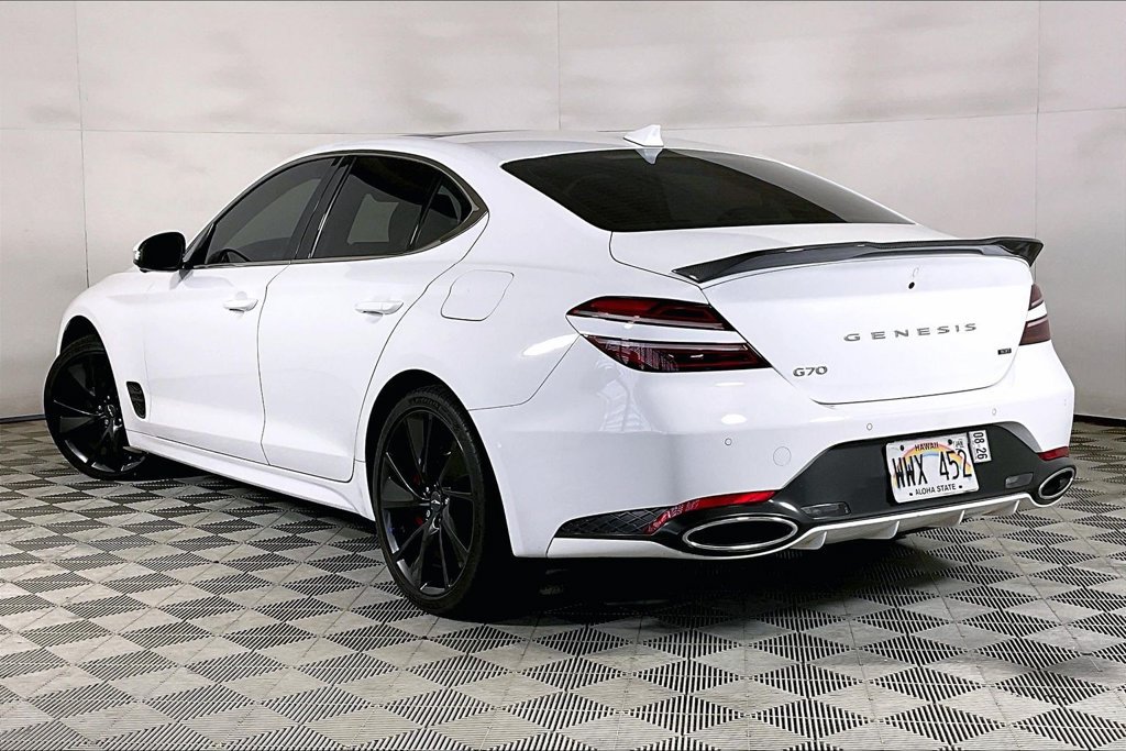 Used 2023 Genesis G70 3.3T w/ Sport Prestige Package RWD image 13