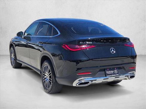 Certified 2025 Mercedes-Benz GLC 300 4MATIC image 7