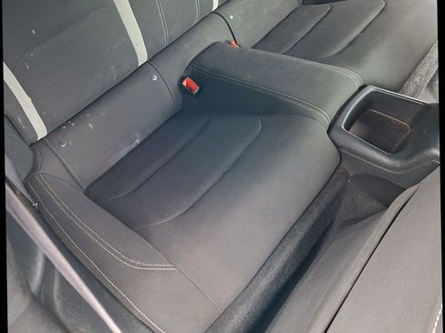 Used 2016 Chevrolet Camaro SS RWD image 9
