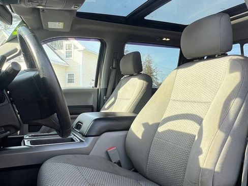 Used 2019 Ford F150 XLT w/ Equipment Group 302A Luxury image 10