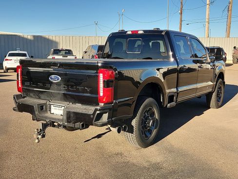 Used 2023 Ford F350 Lariat w/ Lariat Ultimate Package image 4
