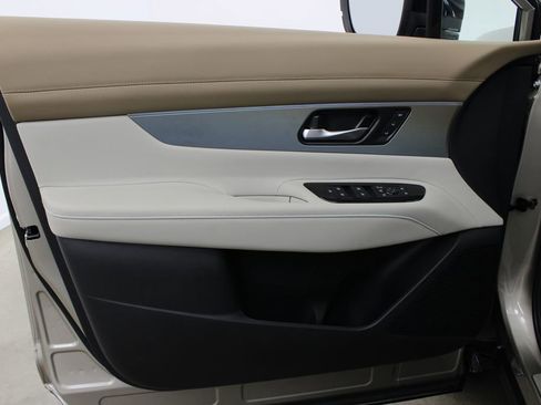 New 2026 Nissan Murano Platinum AWD/4WD image 17