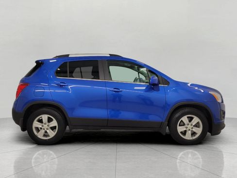 Used 2016 Chevrolet Trax LT w/ LT Convenience Package image 11