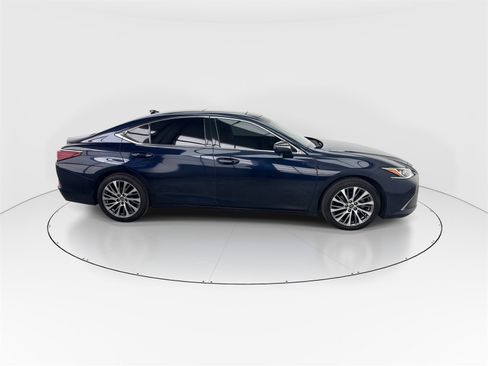 Used 2019 Lexus ES 350 image 9