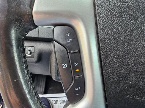 Used 2012 GMC Acadia SLE image 36