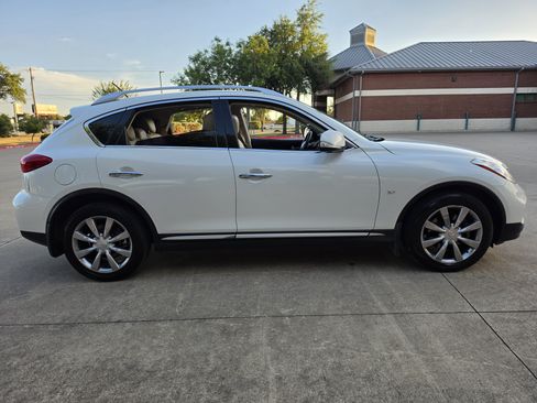 Used 2017 INFINITI QX50 AWD w/ Premium Plus Package image 8
