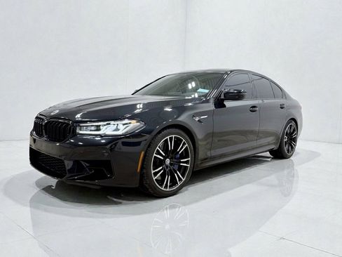 Used 2023 BMW M5 image 6