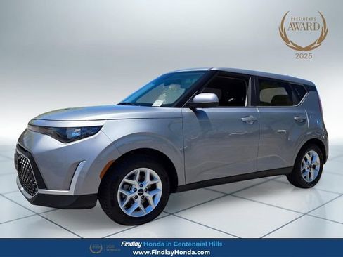 Used 2024 Kia Soul LX w/ Option Group 015 FWD image 1