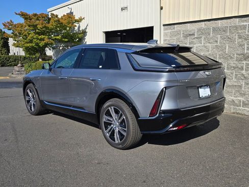 New 2026 Cadillac Lyriq Luxury image 4