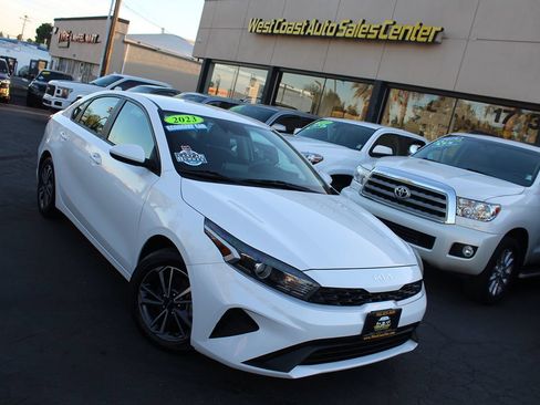 Used 2023 Kia Forte LXS FWD image 33