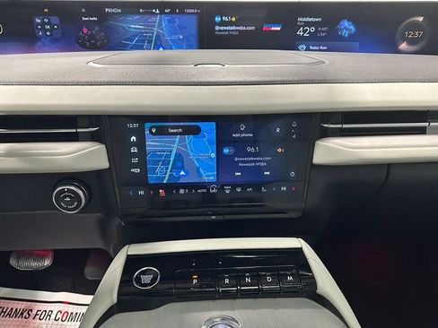 Used 2025 Lincoln Navigator L Reserve image 25