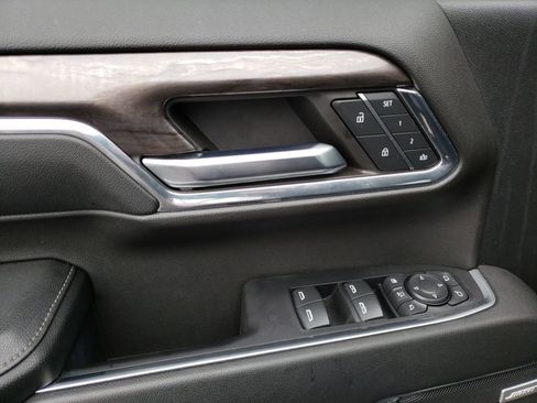 Used 2024 Chevrolet Silverado 2500 LTZ w/ LTZ Plus Package image 12