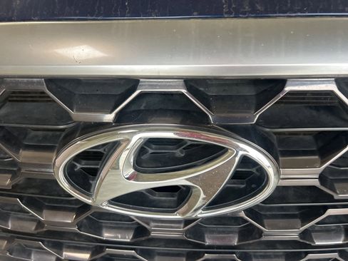 Used 2020 Hyundai Santa Fe SEL w/ Convenience + Premium Package image 3