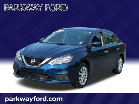 Used 2018 Nissan Sentra S FWD image 1