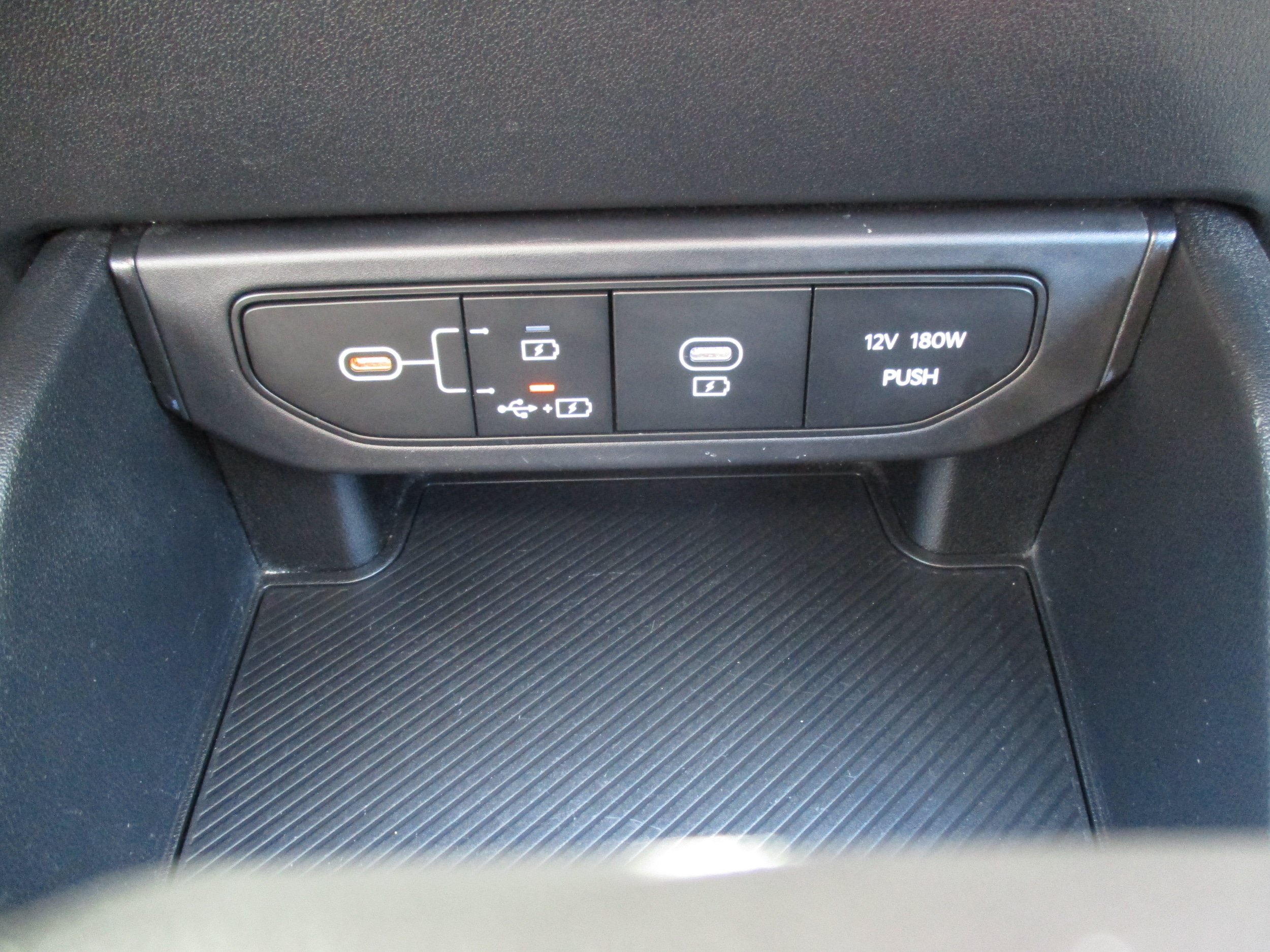 Used 2025 Kia K4 FWD image 21