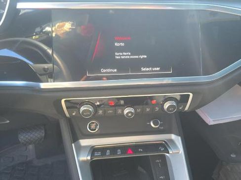 Used 2024 Audi Q3 2.0T Premium Plus w/ Premium Plus Package image 4