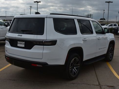 New 2026 Jeep Grand Wagoneer 4WD image 5