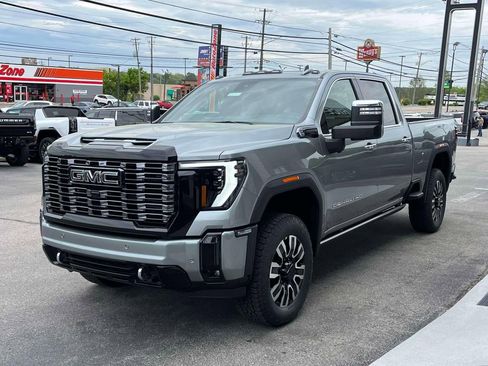 New 2026 GMC Sierra 2500 Denali Ultimate AWD/4WD image 7