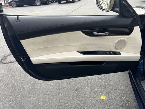 Used 2009 BMW Z4 sDrive35i image 20