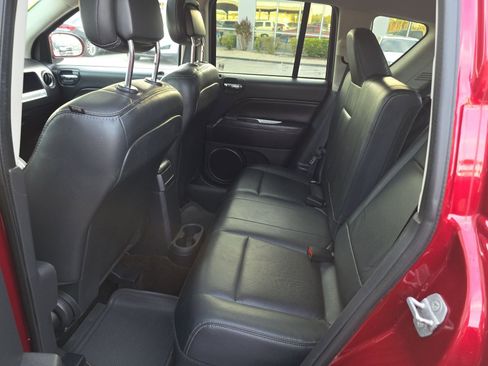 Used 2015 Jeep Compass High Altitude image 9