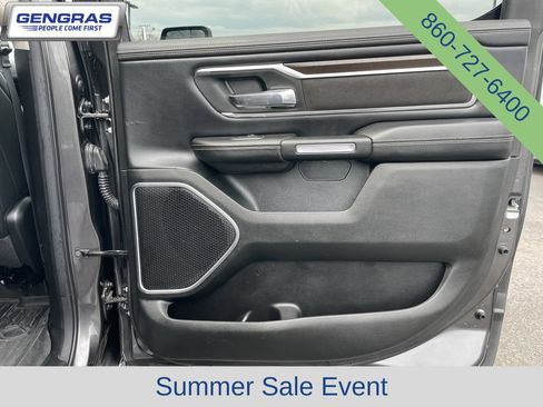 Used 2022 RAM 1500 Laramie AWD/4WD image 19