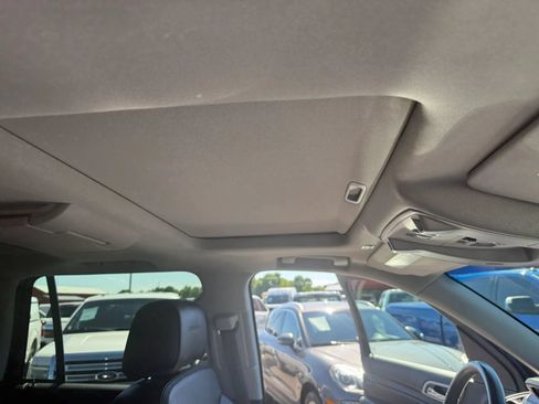 Used 2019 GMC Yukon Denali w/ Denali Ultimate Package AWD/4WD image 22