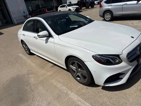 Used 2018 Mercedes-Benz E 300 image 4