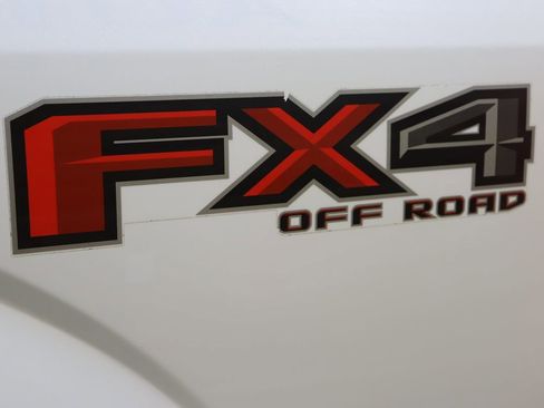 Used 2020 Ford F150 Lariat w/ Equipment Group 502A Luxury image 23