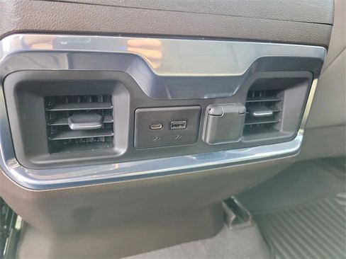 Used 2022 Chevrolet Silverado 1500 LTZ w/ LTZ Premium Package image 27