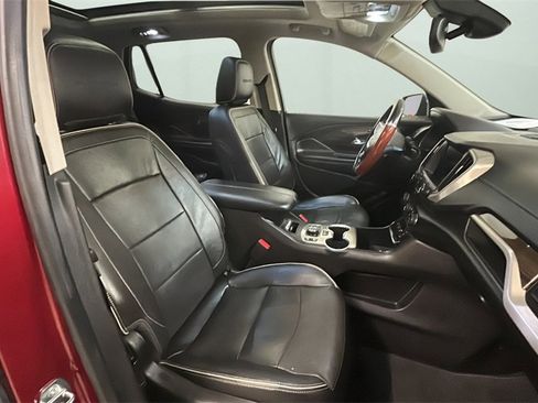 Used 2019 GMC Terrain Denali image 17