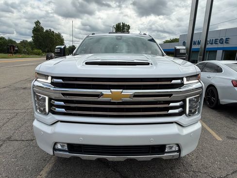 Used 2021 Chevrolet Silverado 3500 High Country w/ Z71 Off-Road Package AWD/4WD image 10