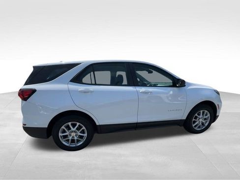 New 2024 Chevrolet Equinox LS w/ LPO, Floor Liner Package image 9