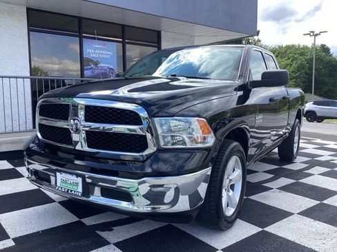 Used 2024 RAM 1500 Classic SLT AWD/4WD image 1
